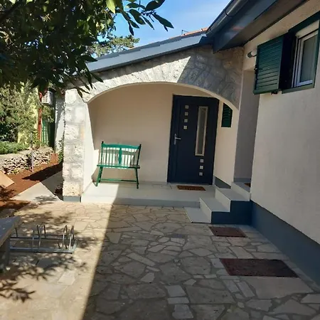 Apartmani Luni Premantura Buitenkant foto