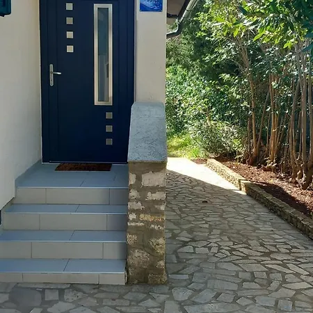 Apartmani Luni Premantura Buitenkant foto
